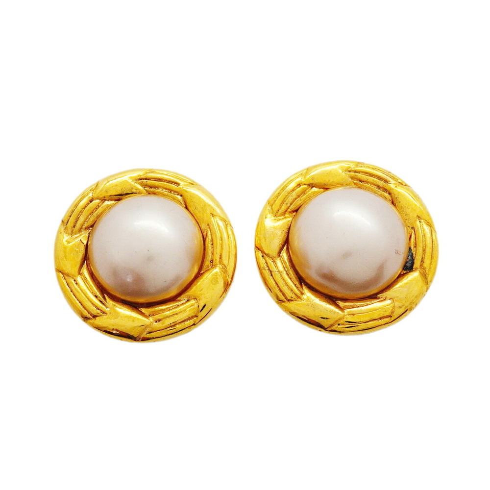 CHANEL Gold Pearl Earrings